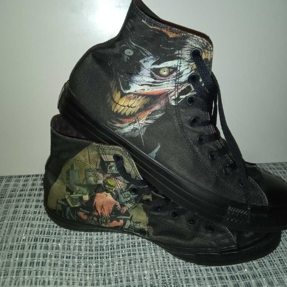 Joker/Converse All-stars/size 12/black with Joker design/really good condition.